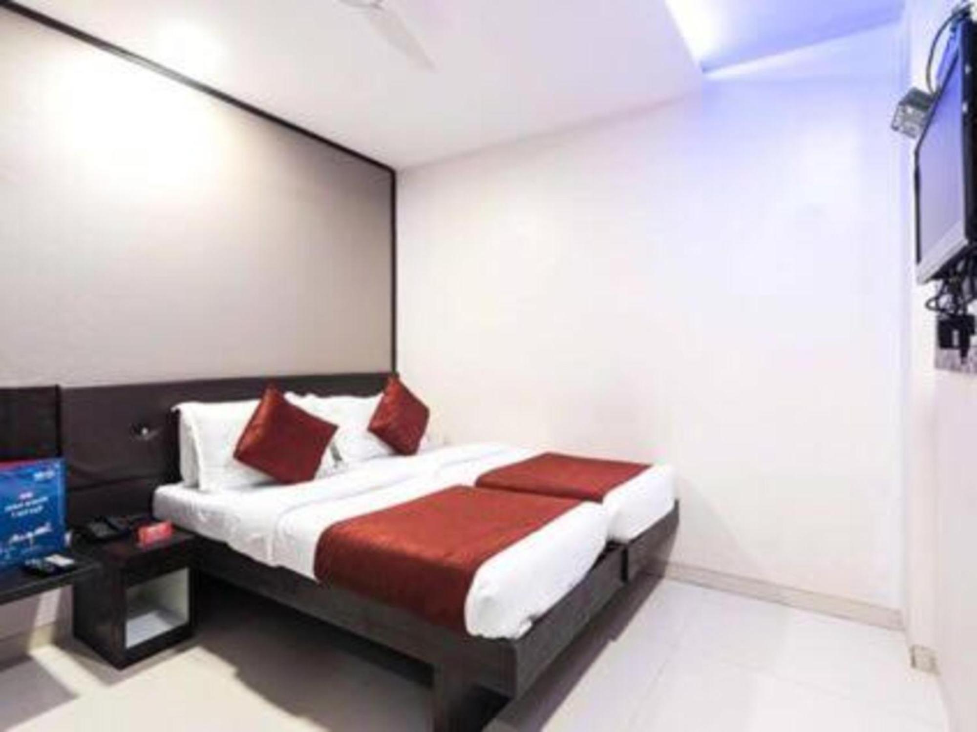 Hotel O Golden Sagar Mumbai Ngoại thất bức ảnh